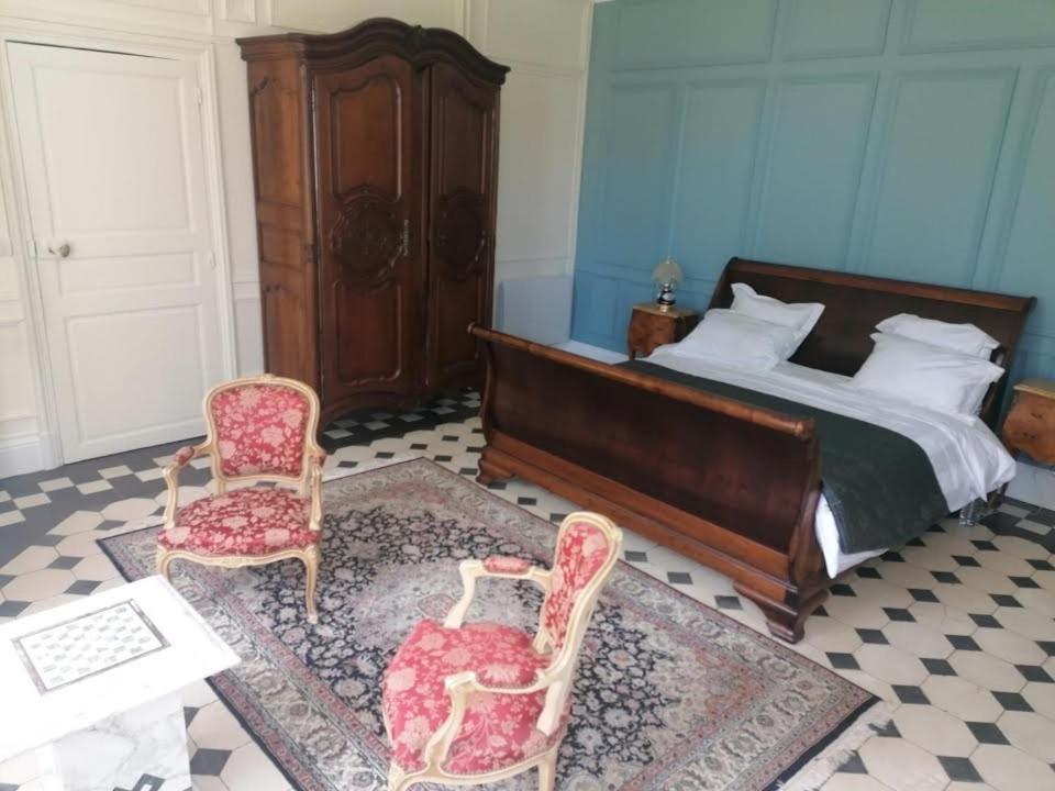Chateau De Maucouvent Challuy Eksteriør billede