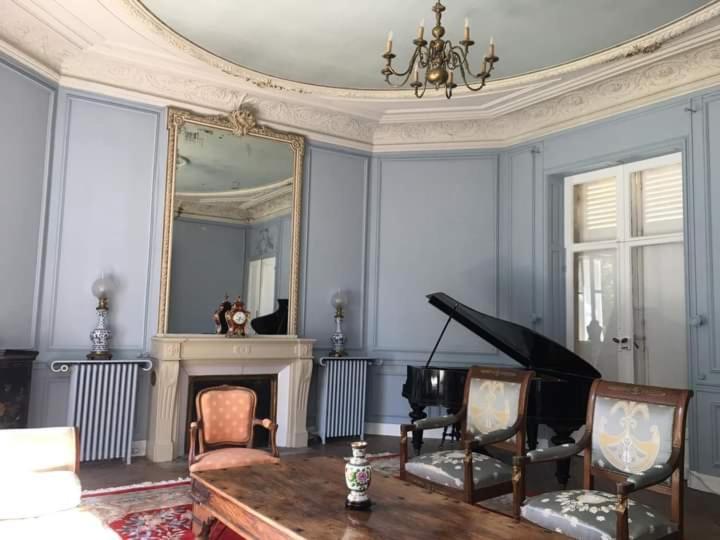 Chateau De Maucouvent Challuy Eksteriør billede